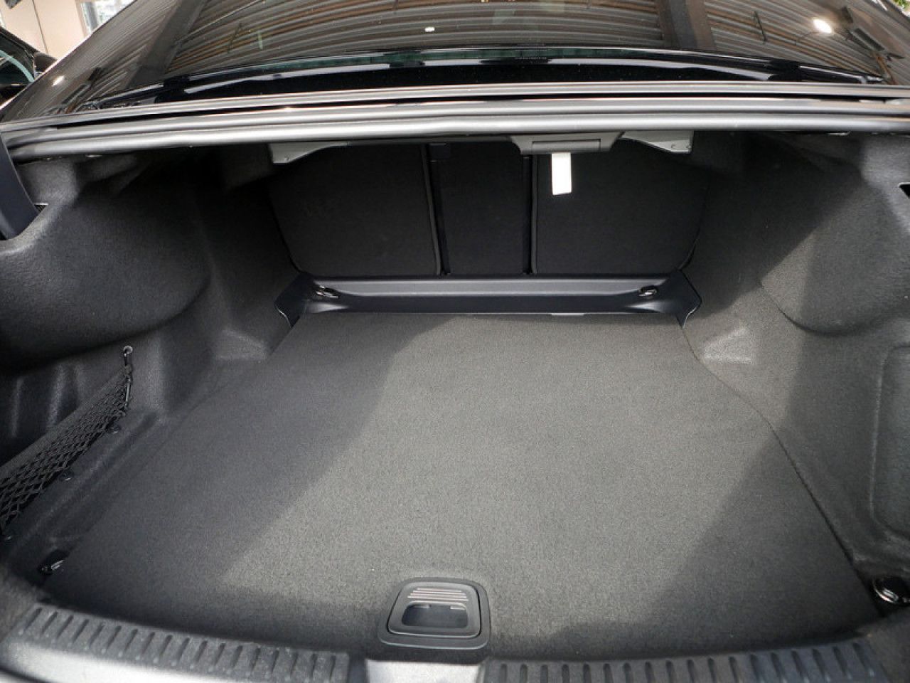 Mercedes-Benz E-Klasse – Bild 11