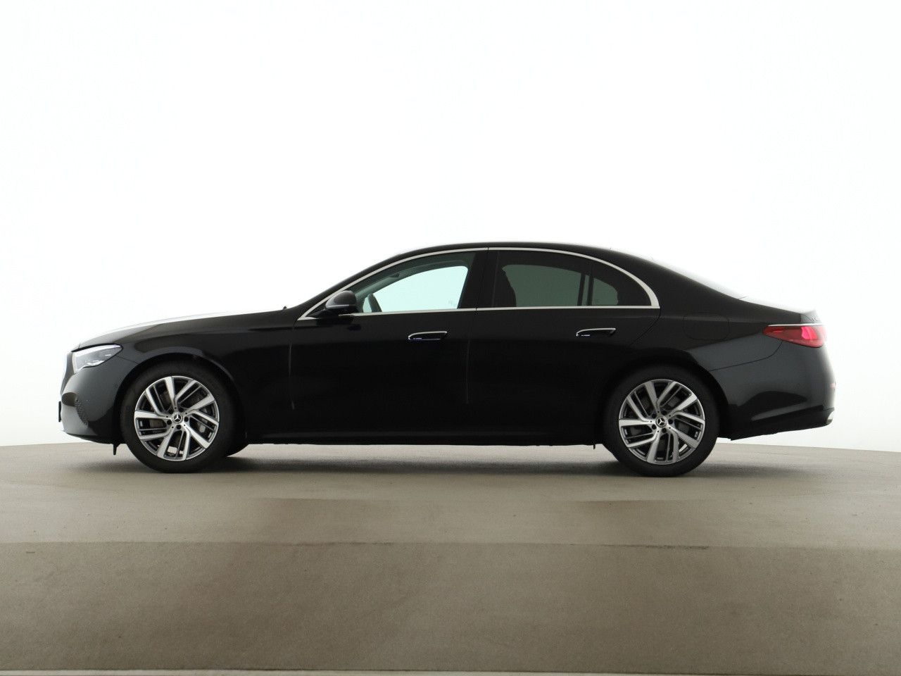 Mercedes-Benz E-Klasse – Bild 3