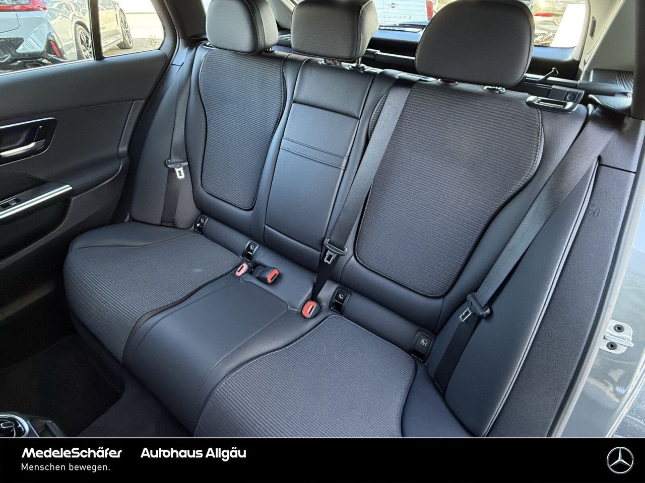 Mercedes-Benz C-Klasse – Bild 15