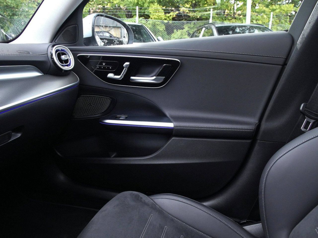 Mercedes-Benz C-Klasse – Bild 14