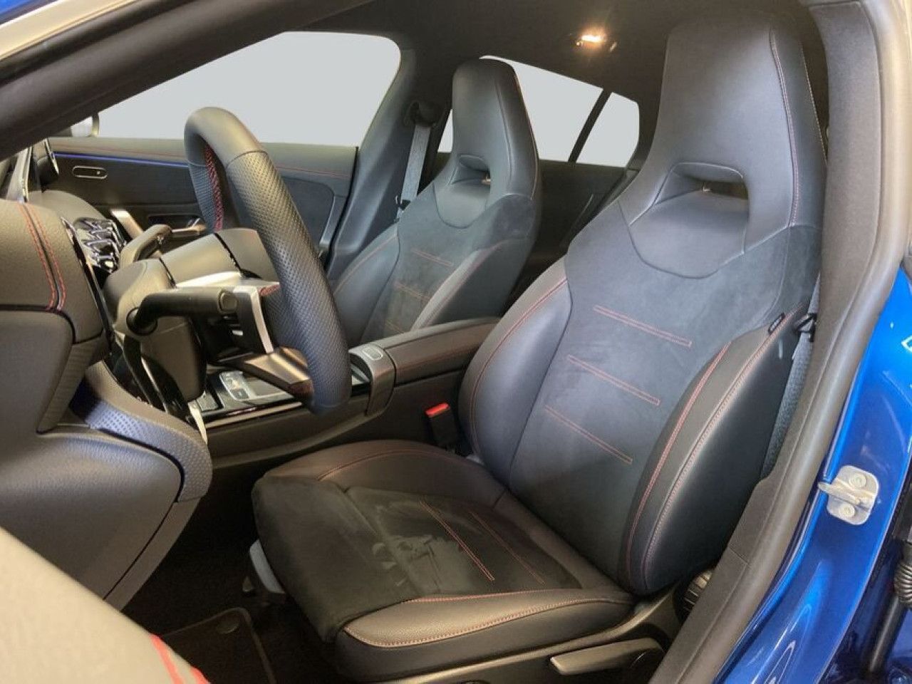 Mercedes-Benz CLA – Bild 11