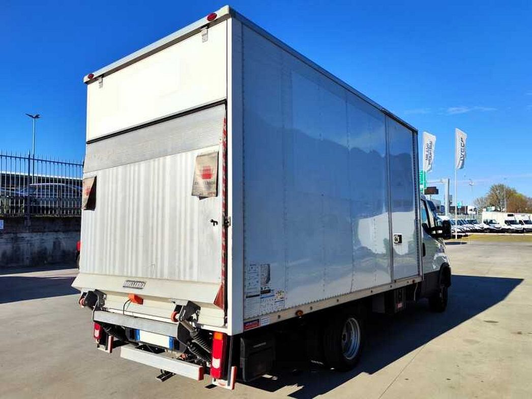 IVECO | 35C14 FURGONE CON SPONDA