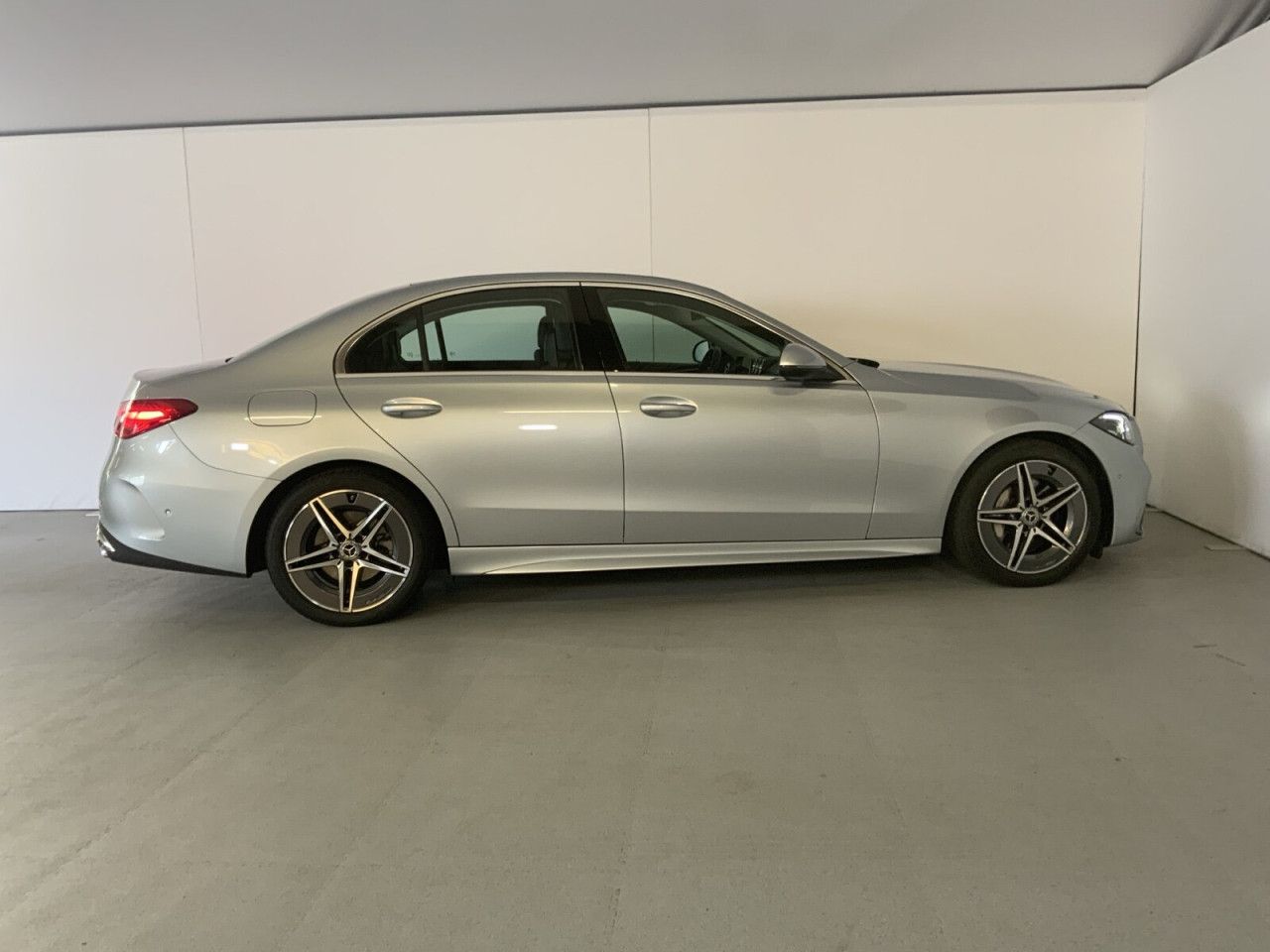 Mercedes-Benz C-Klasse – Bild 4