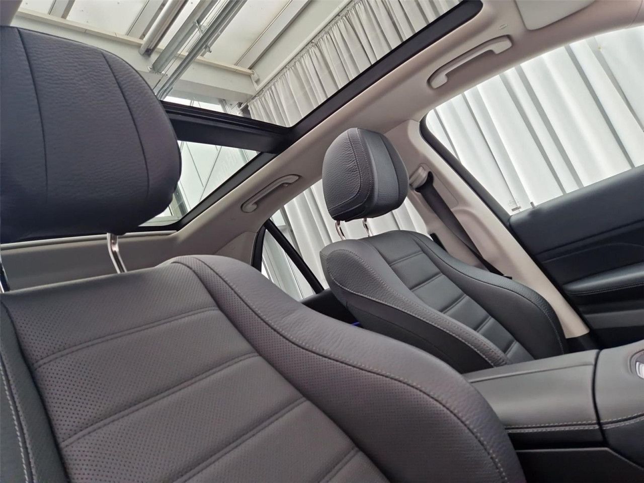 Fahrzeugbild 23 / 27