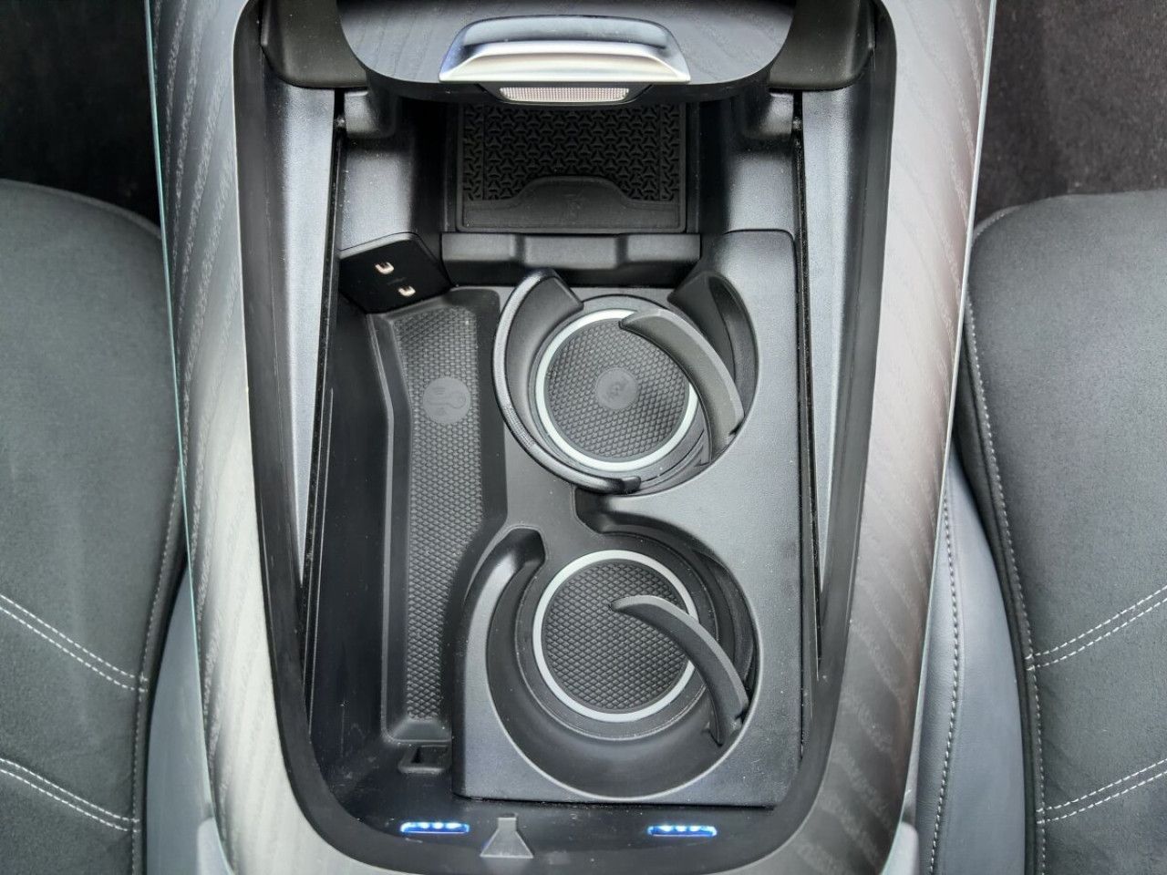 Mercedes-Benz E-Klasse – Bild 20