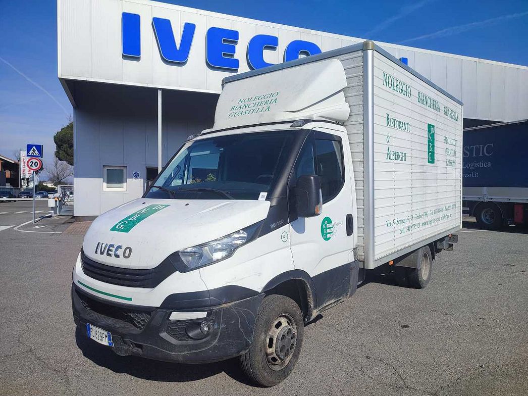 IVECO | Daily 35 C14 BOX E SPONDA