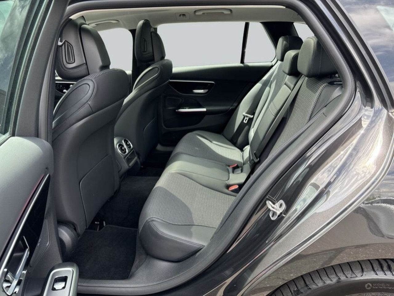 Mercedes-Benz C-Klasse – Bild 13