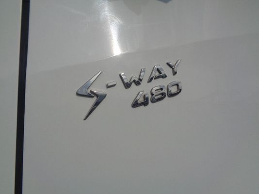 Vehicle image 3 / 15