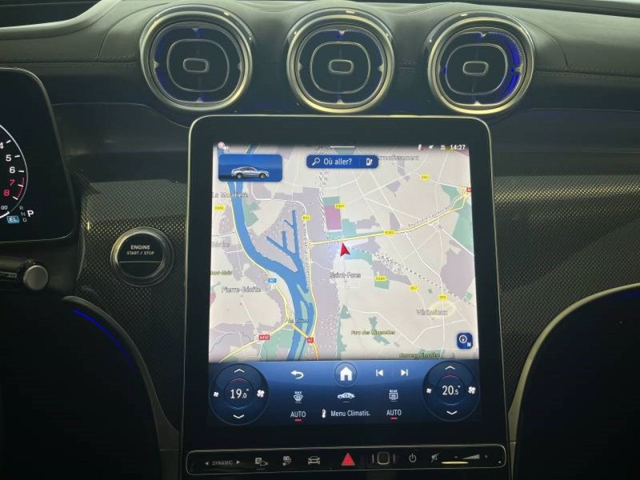 Photo du v&eacute;hicule 9 / 15