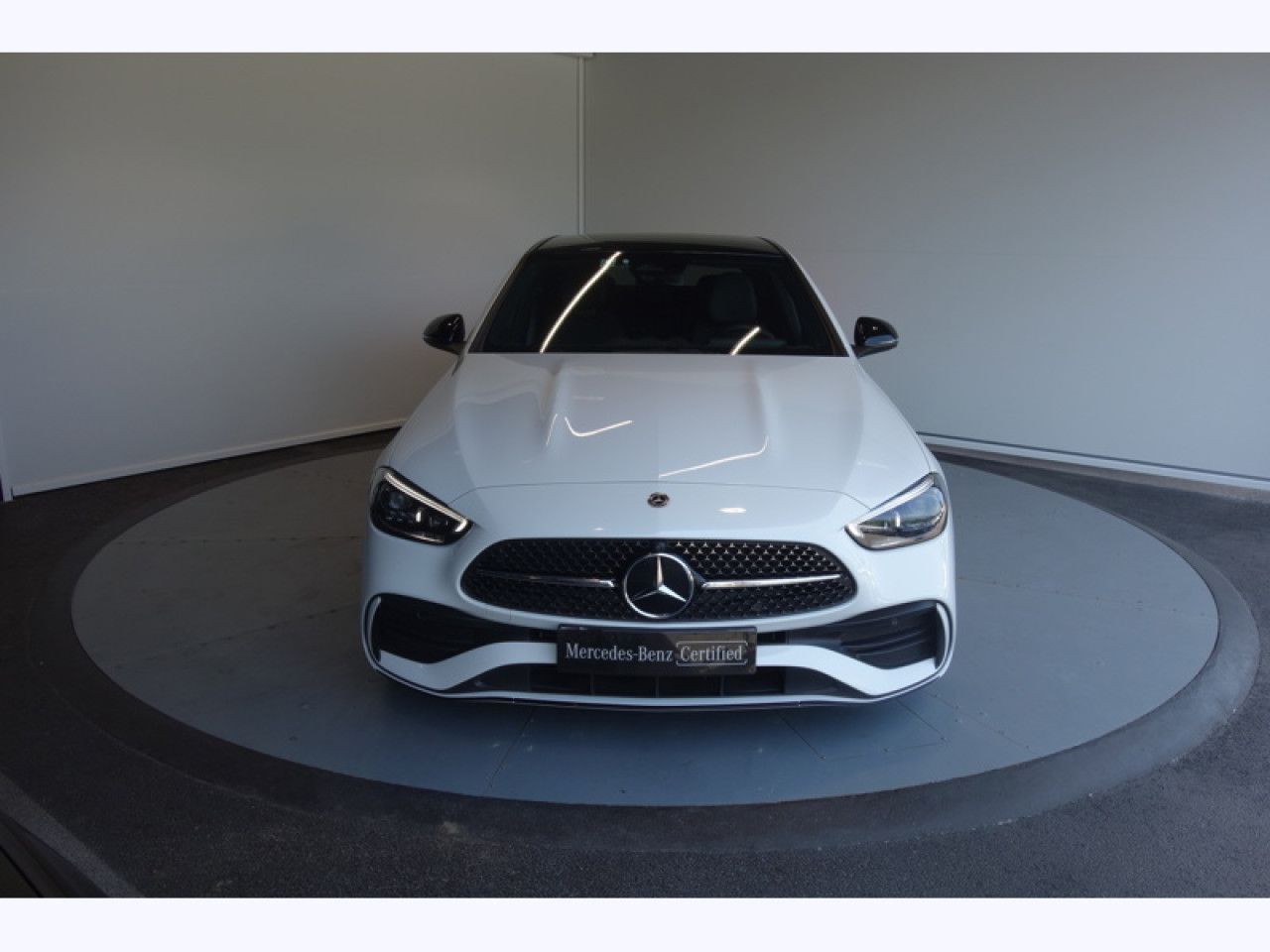 Photo du v&eacute;hicule 2 / 18