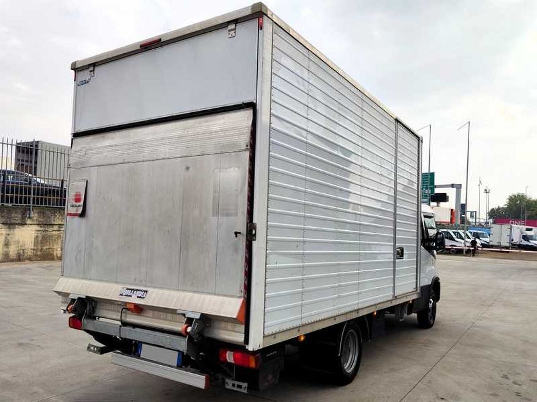 IVECO | 35C14 FURGONE CON SPONDA