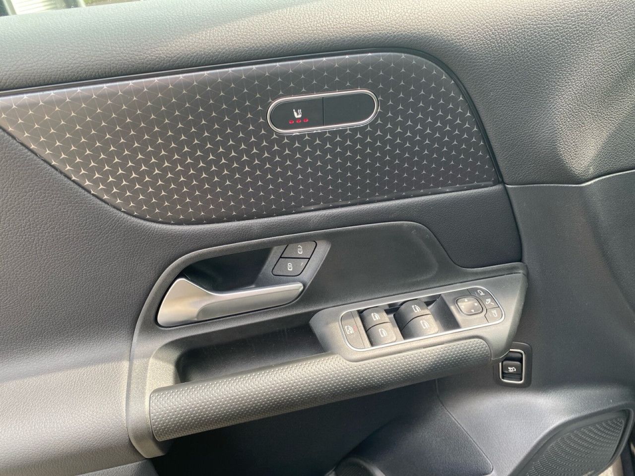 Mercedes-Benz GLB – Bild 15