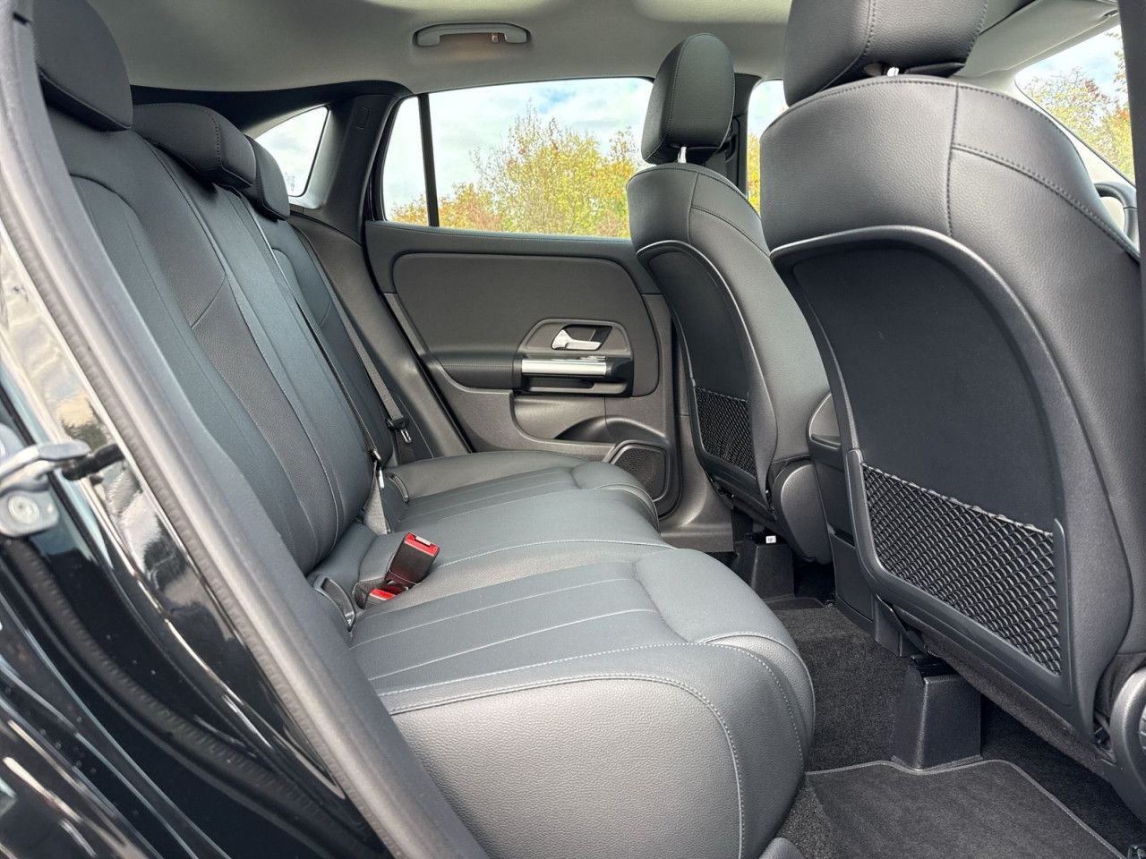 Fahrzeugbild 18 / 23