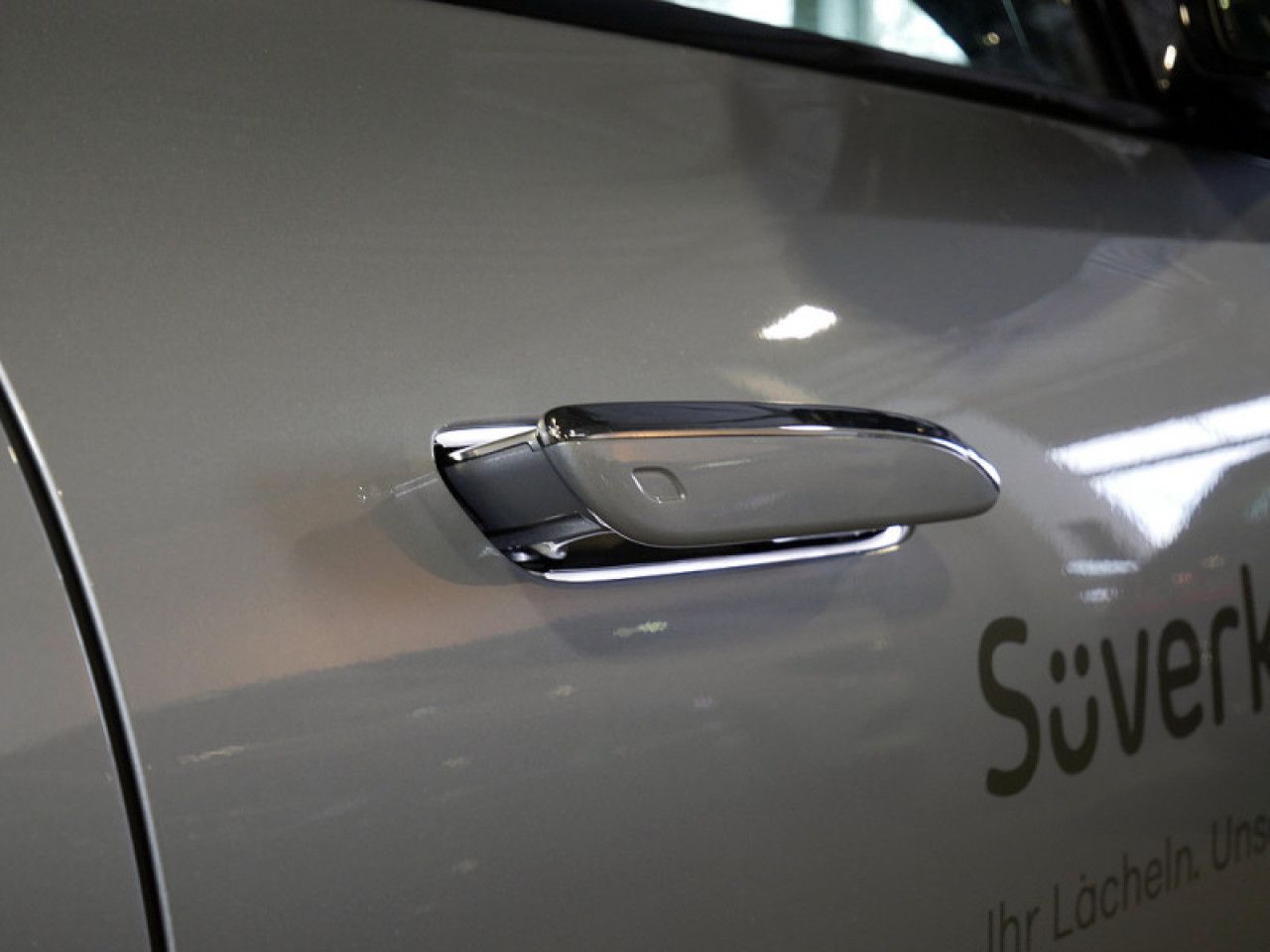 Mercedes-Benz E-Klasse – Bild 9