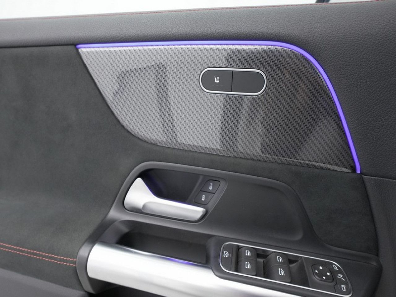 Imagem do veículo 7 / 24