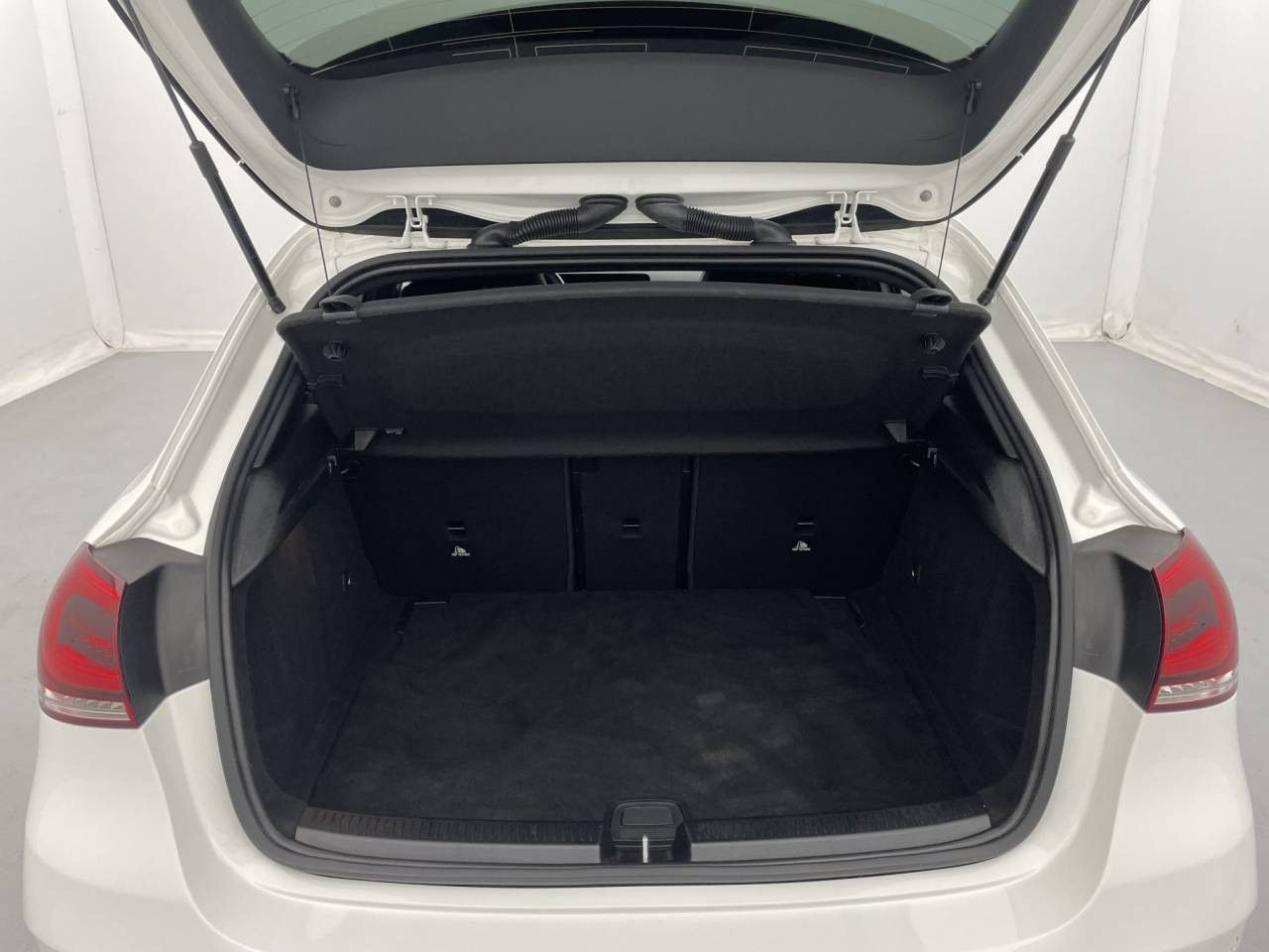 Photo du v&eacute;hicule 14 / 18