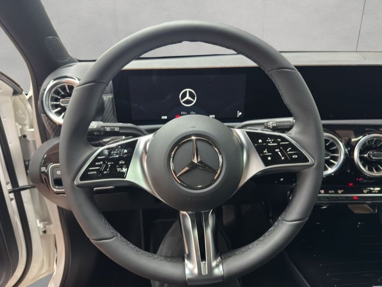 Fahrzeugbild 11 / 25