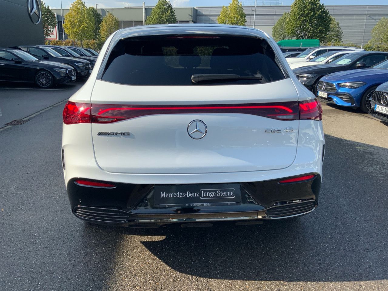 Mercedes-Benz EQE SUV – Bild 20