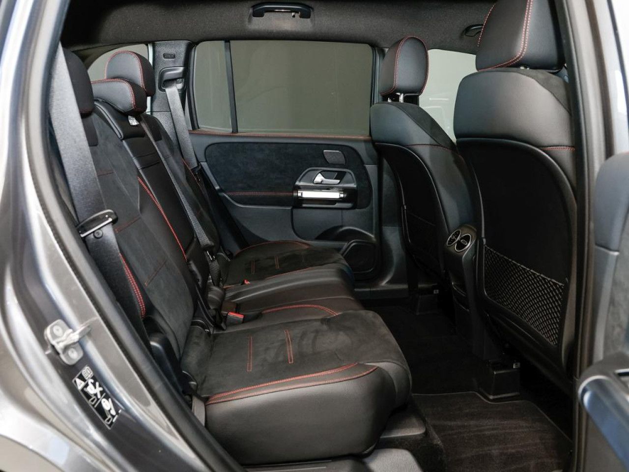 Mercedes-Benz GLB – Bild 10