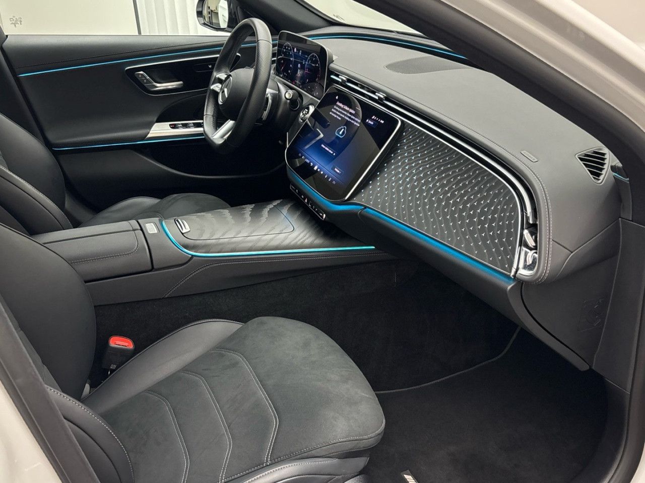 Mercedes-Benz E-Klasse – Bild 14