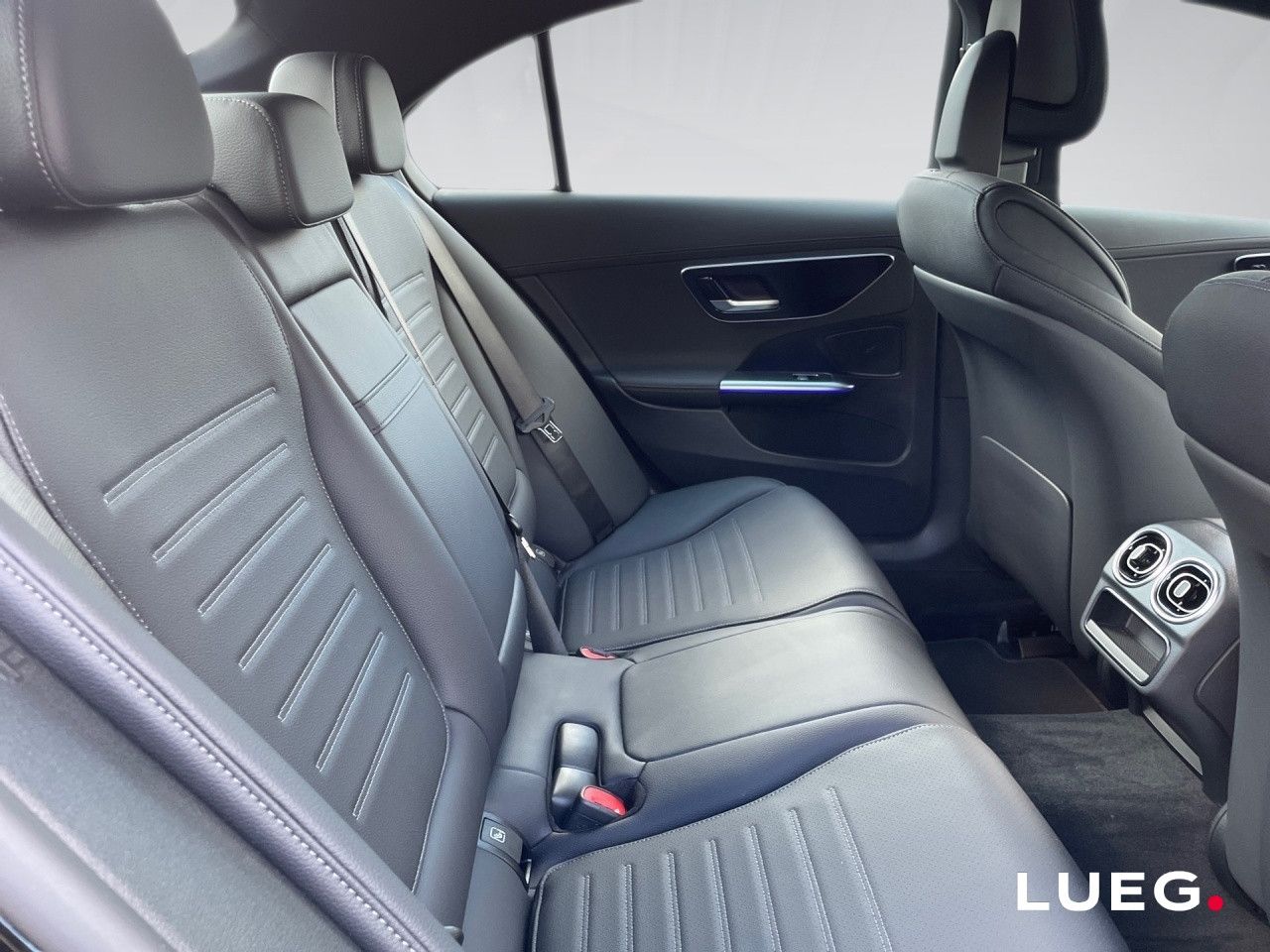 Mercedes-Benz C-Klasse – Bild 12