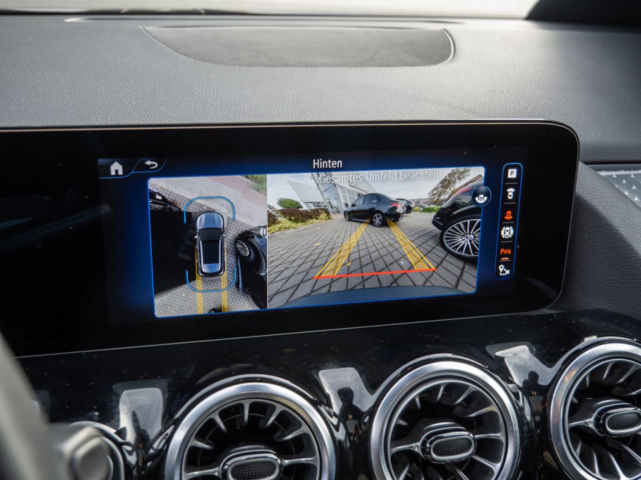 Mercedes-Benz EQA – Bild 13