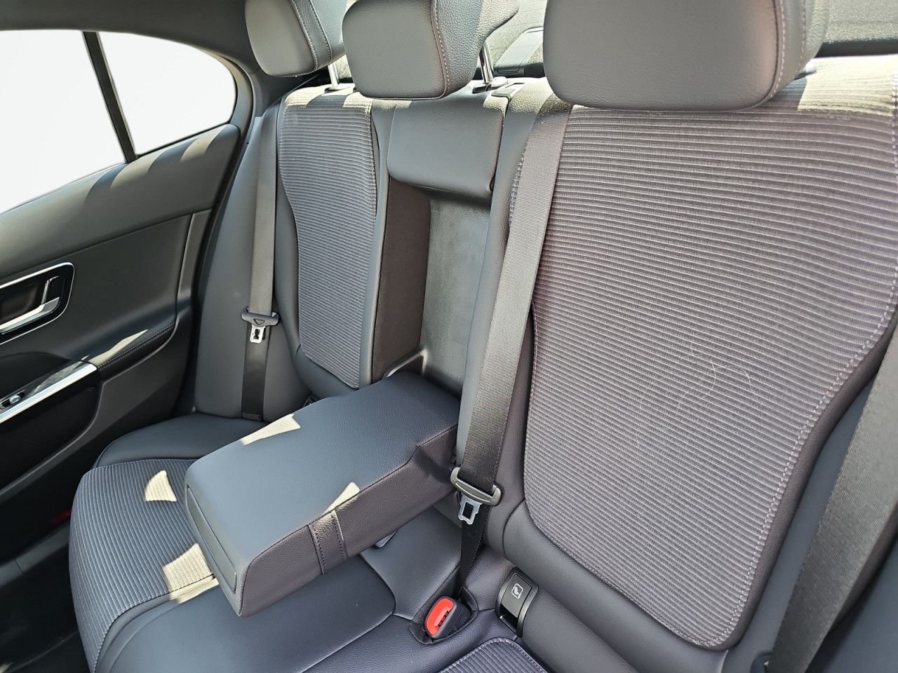 Zdjęcie pojazdu 12 / 16