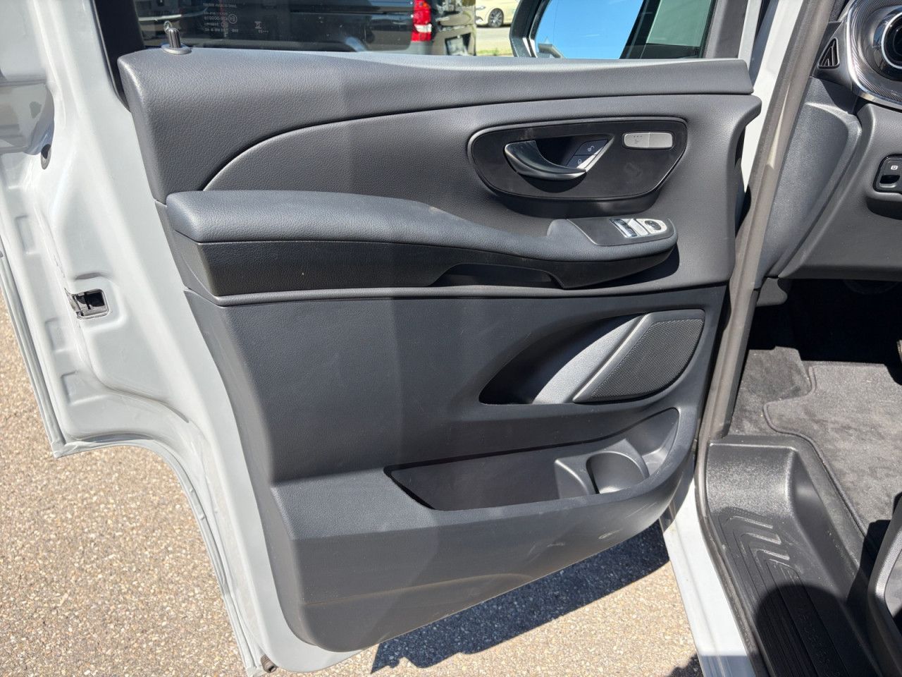 Mercedes-Benz EQV – Bild 7