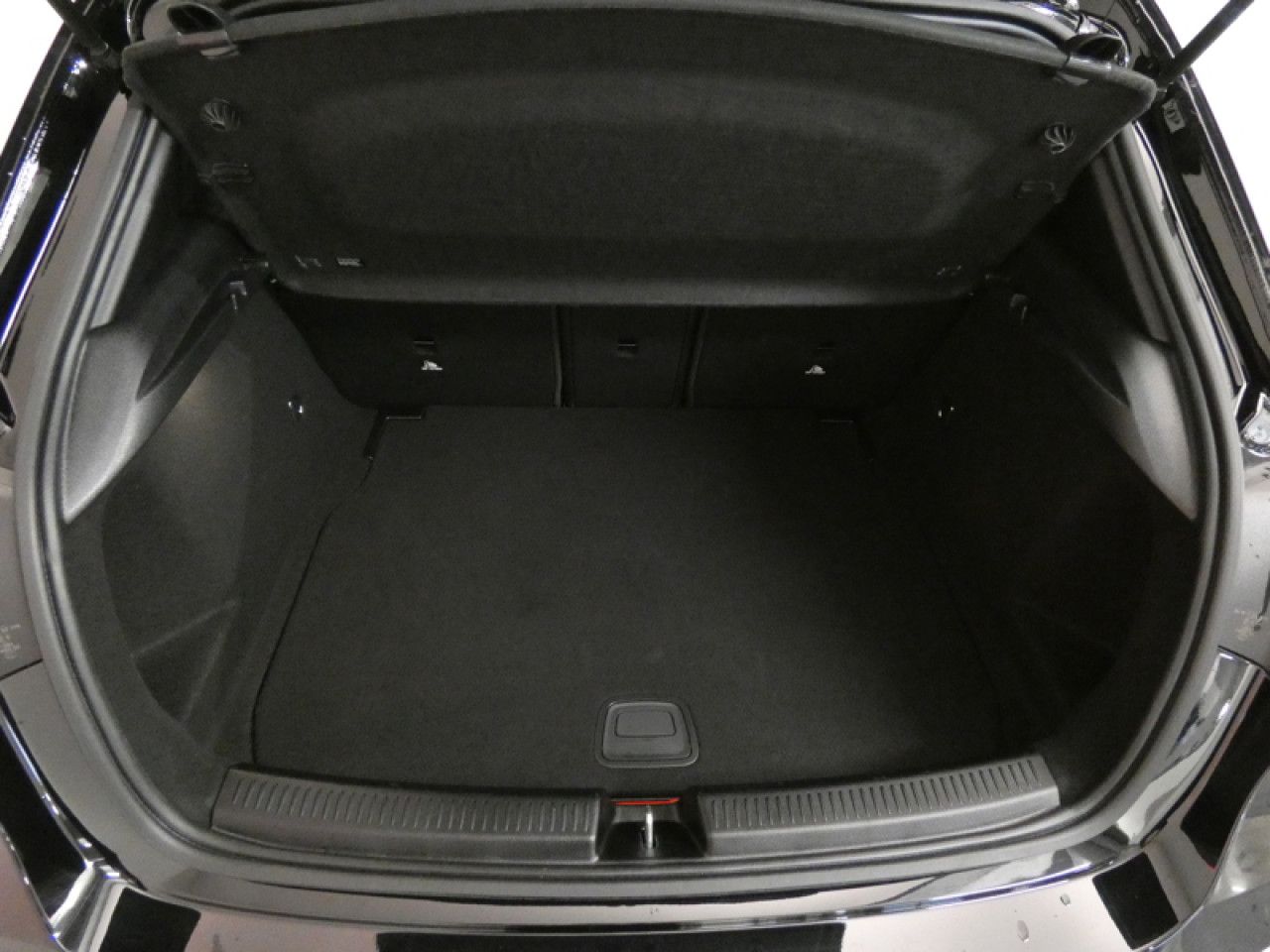 Photo du v&eacute;hicule 10 / 18