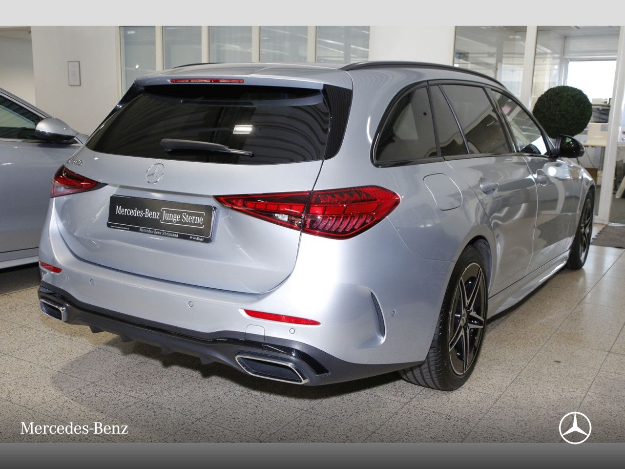 Mercedes-Benz C-Klasse – Bild 2