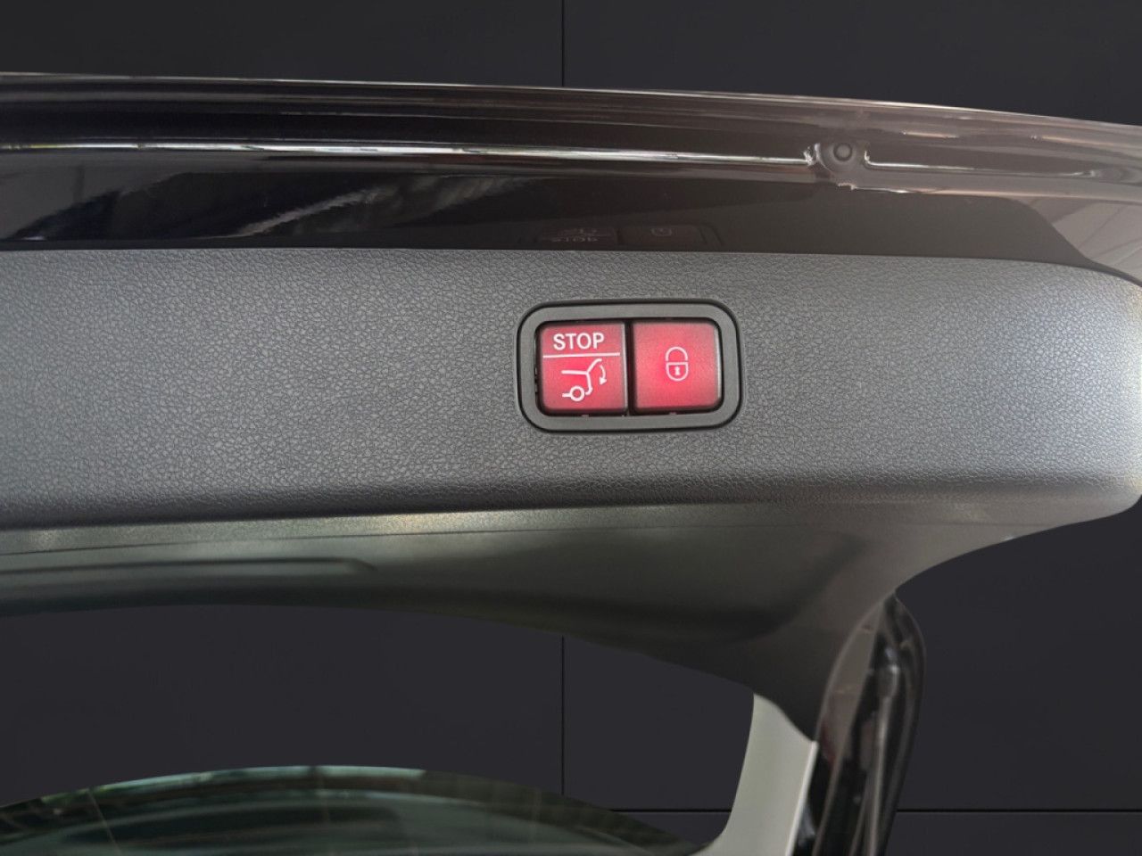 Mercedes-Benz E-Klasse – Bild 16