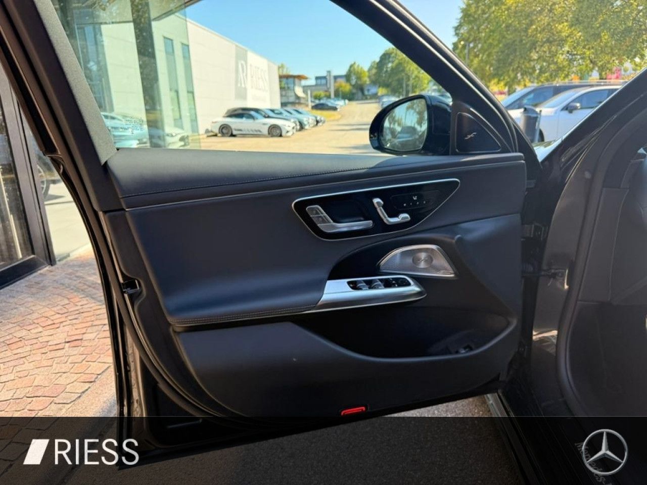 Mercedes-Benz E-Klasse – Bild 3