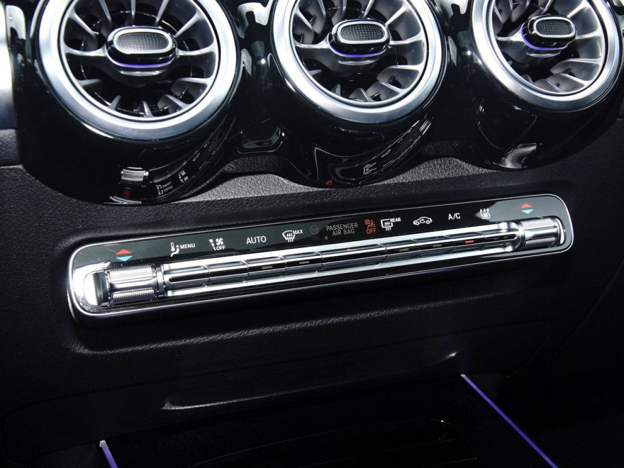 Mercedes-Benz EQB – Bild 13