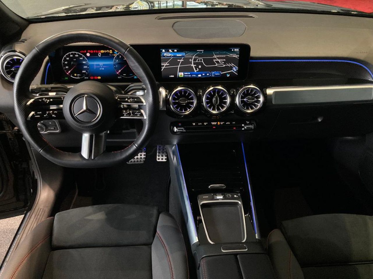 Mercedes-Benz GLB – Bild 11