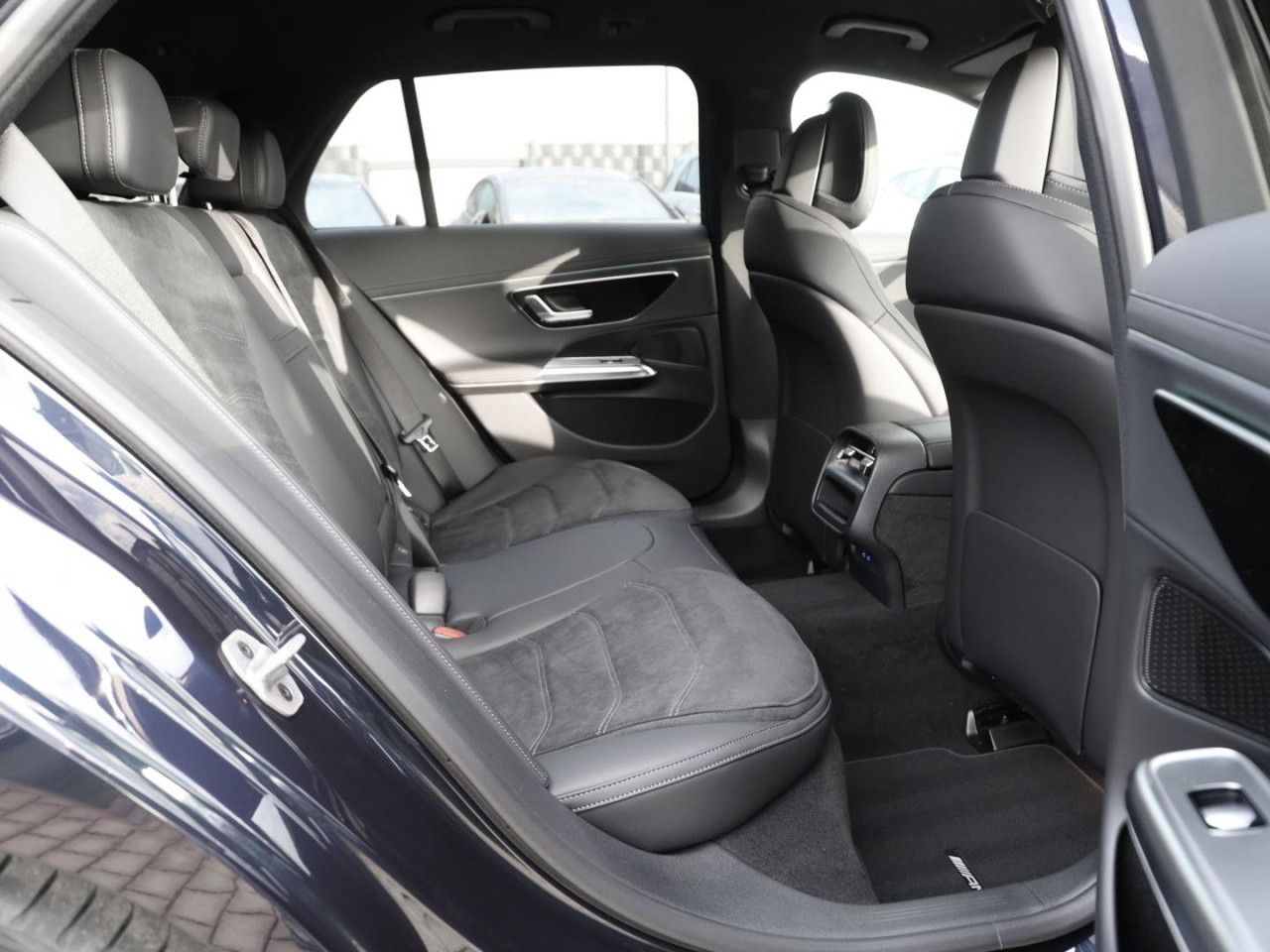 Mercedes-Benz E-Klasse – Bild 6