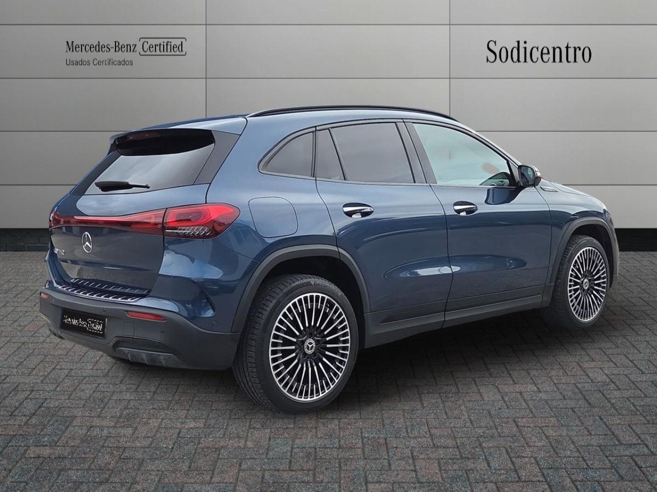 Imagem do ve&iacute;culo 4 / 20