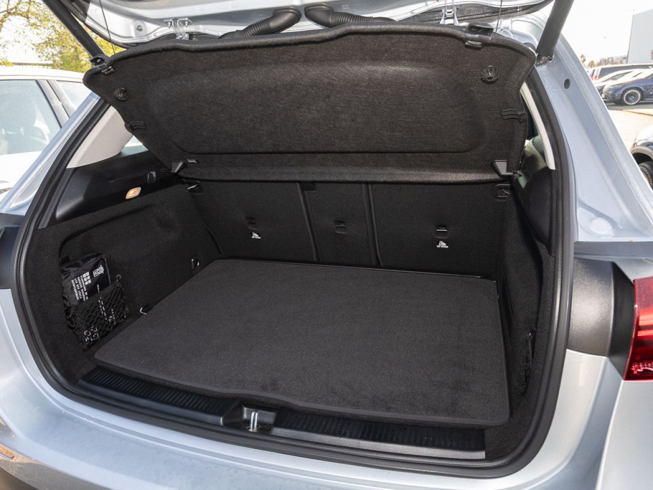 Fahrzeugbild 14 / 14