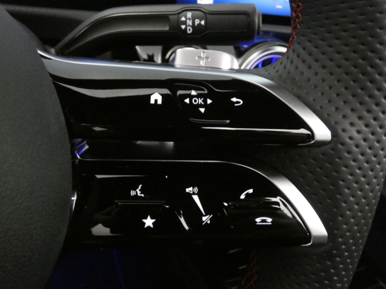 Photo du v&eacute;hicule 16 / 18