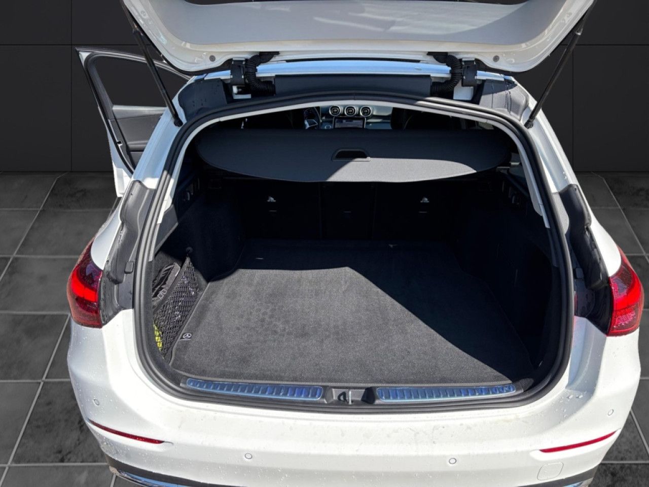 Mercedes-Benz C-Klasse – Bild 15