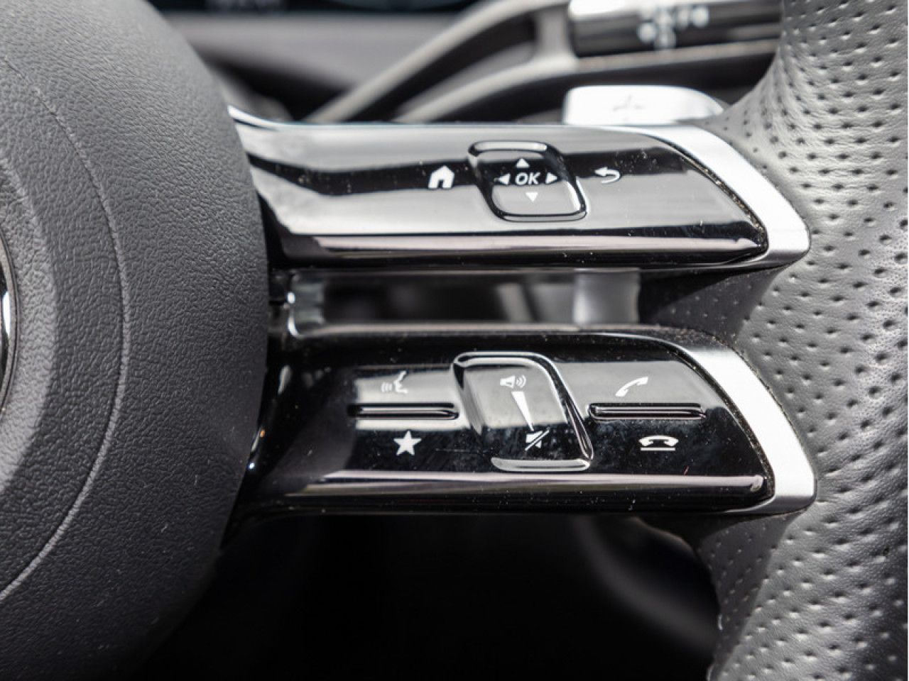 Mercedes-Benz E-Klasse – Bild 15