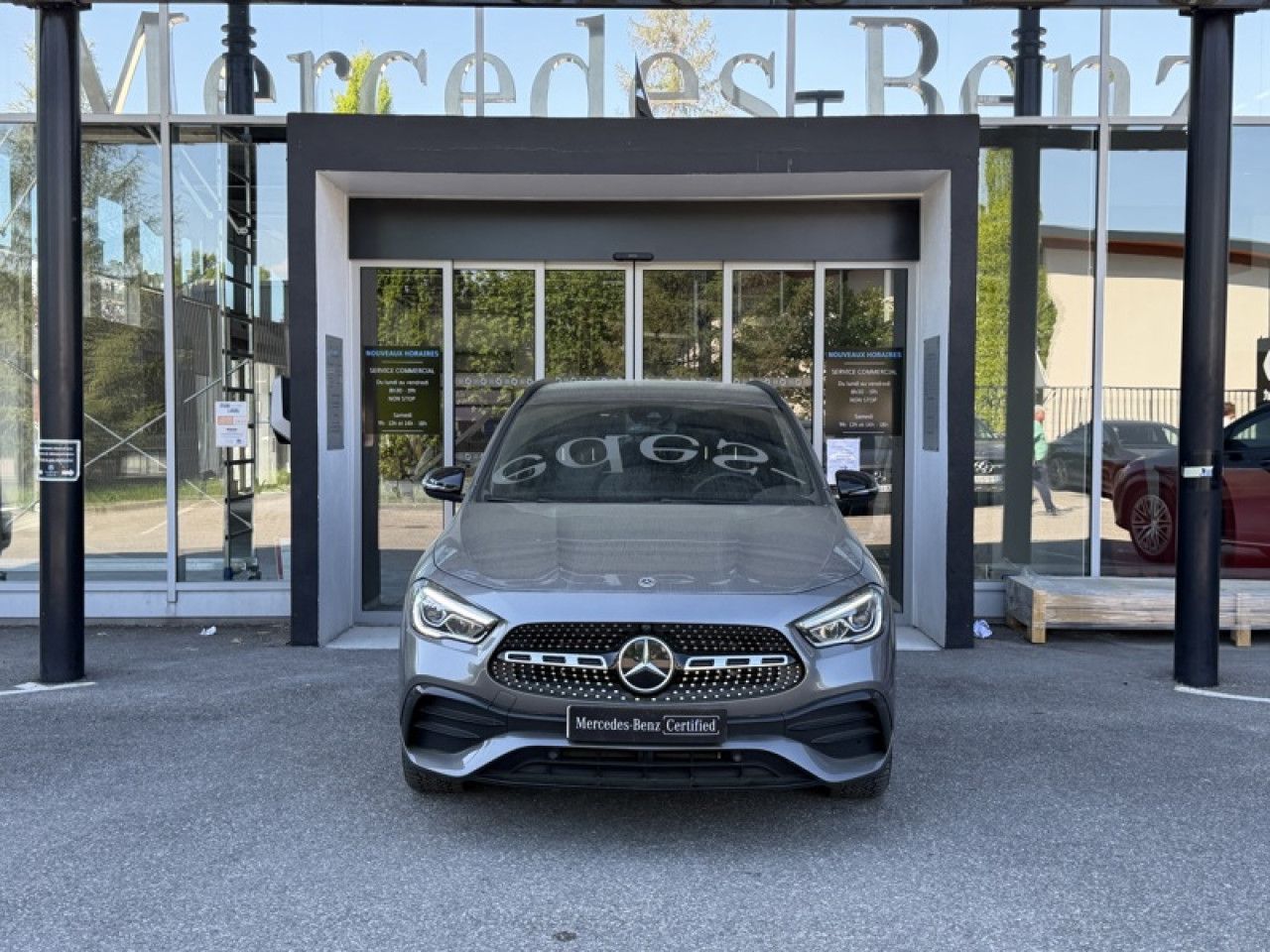 Photo du v&eacute;hicule 2 / 18