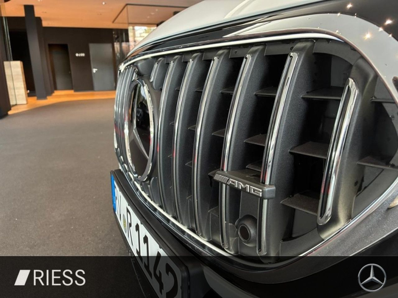 Mercedes-Benz E-Klasse – Bild 16