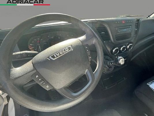 Immagine del veicolo 8 / 10