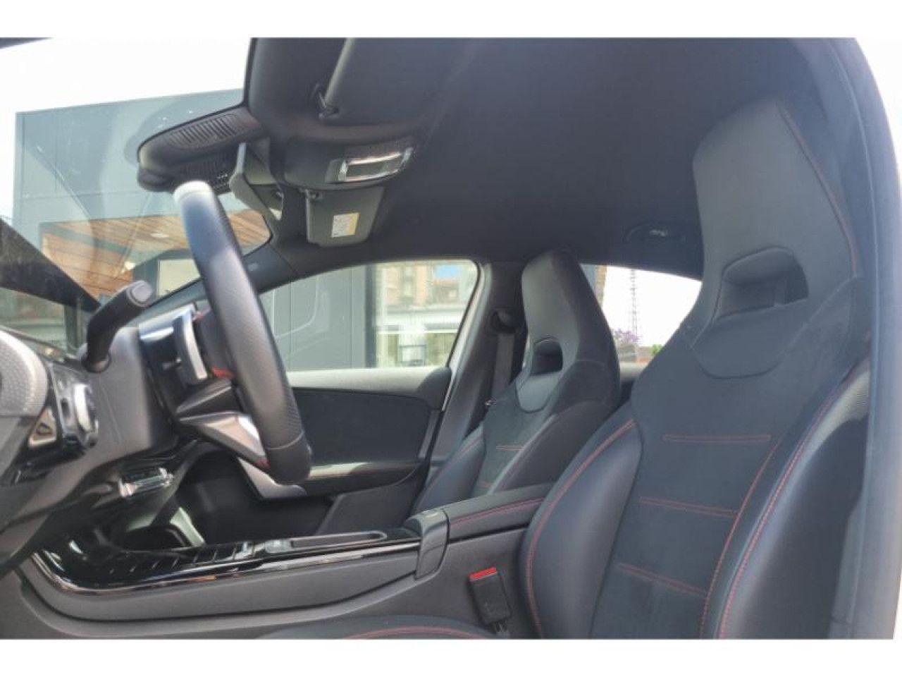 Imagem do veículo 8 / 19