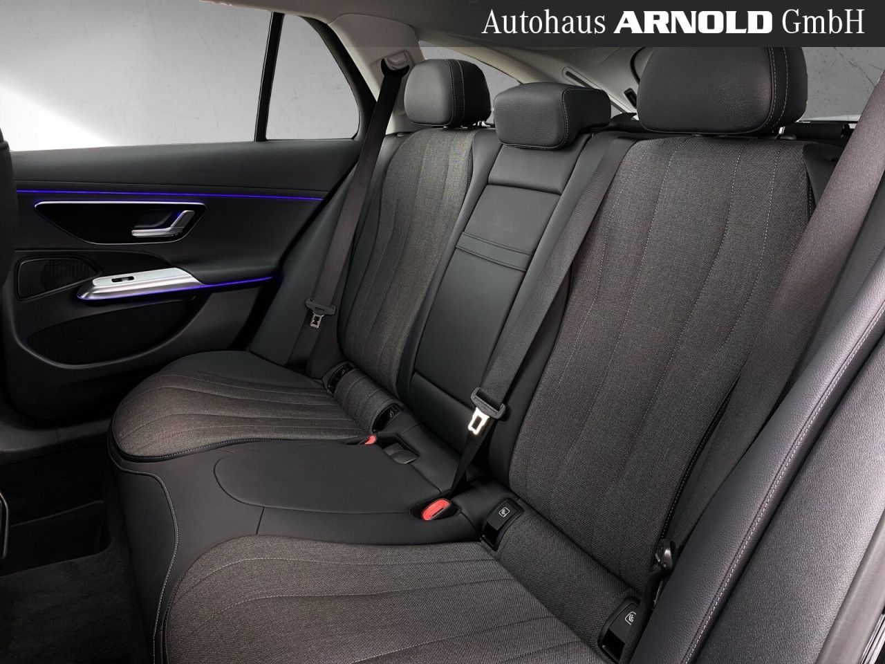 Mercedes-Benz E-Klasse – Bild 10