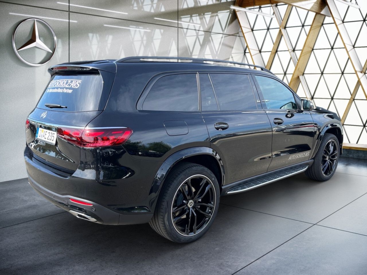 Mercedes-Benz GLS – Bild 14