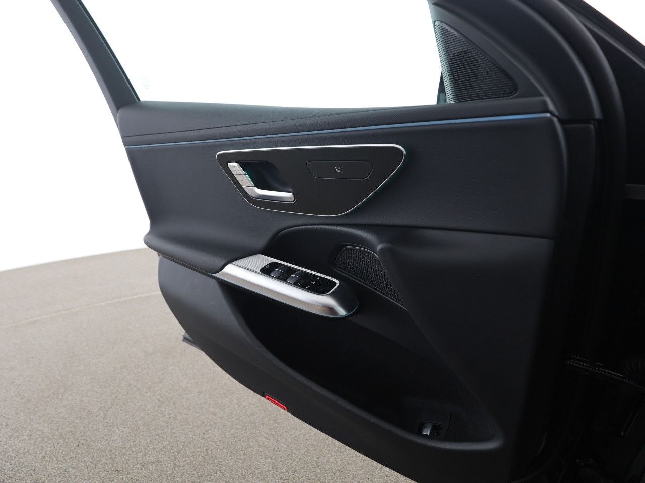 Mercedes-Benz E-Klasse – Bild 13