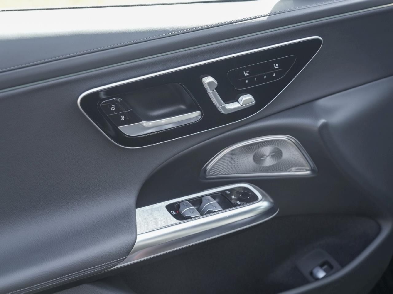 Mercedes-Benz E-Klasse – Bild 14