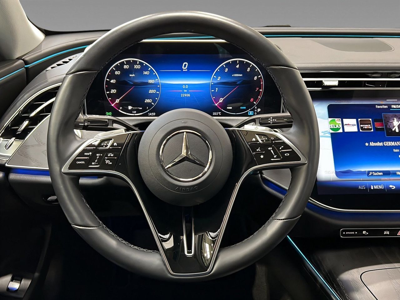 Mercedes-Benz E-Klasse – Bild 17