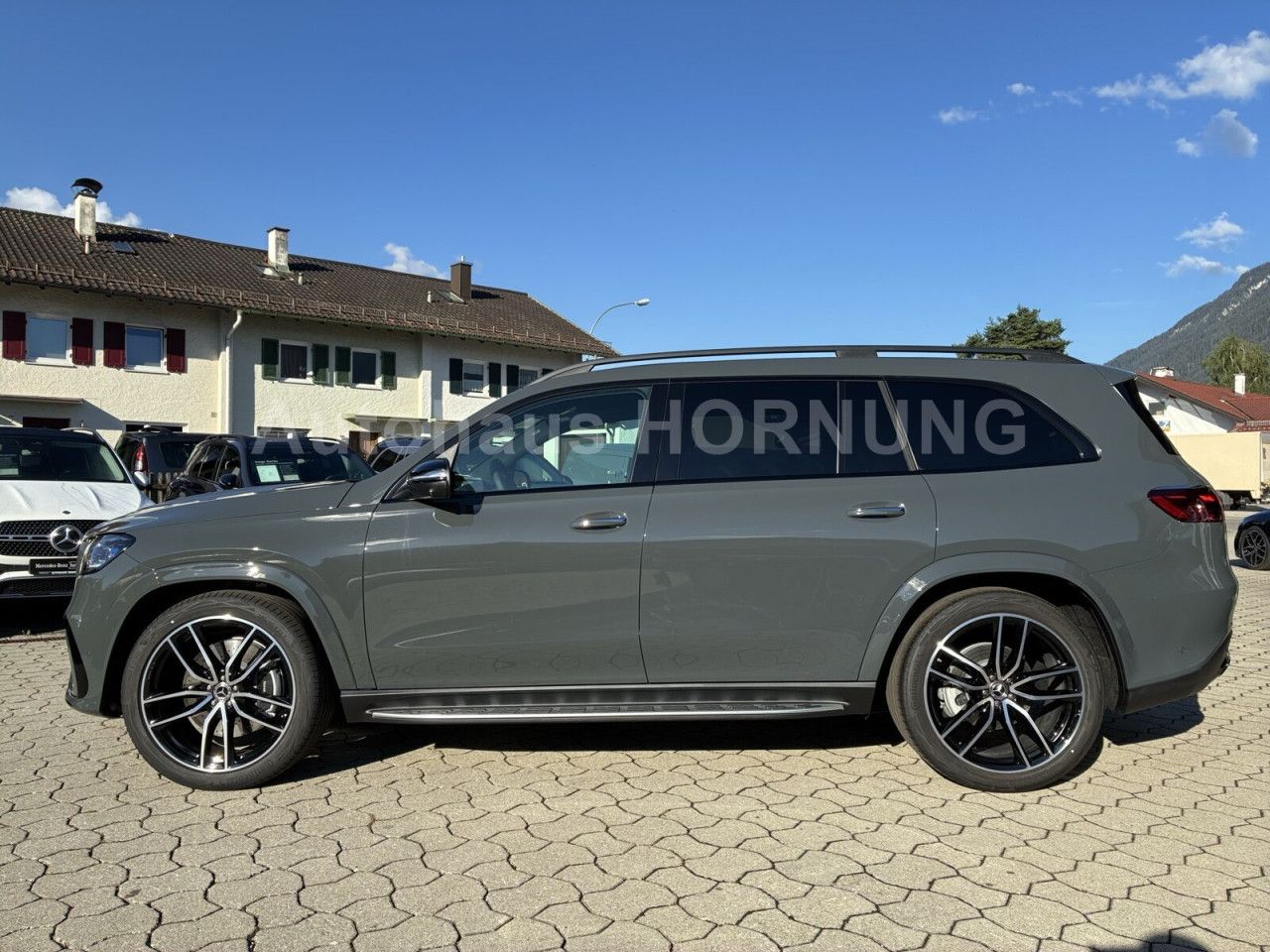 Mercedes-Benz GLS – Bild 12